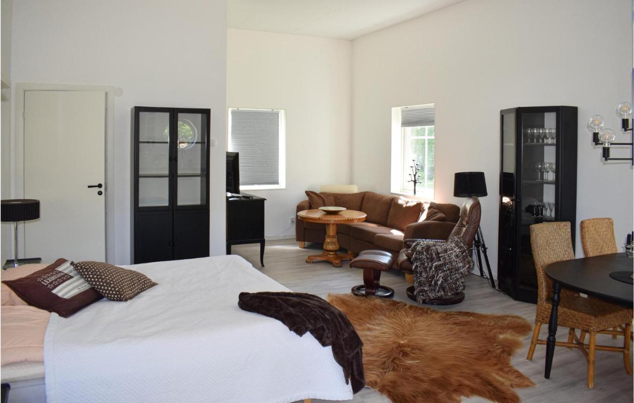 Beautiful Apartment In Lagan With House Sea View Dış mekan fotoğraf