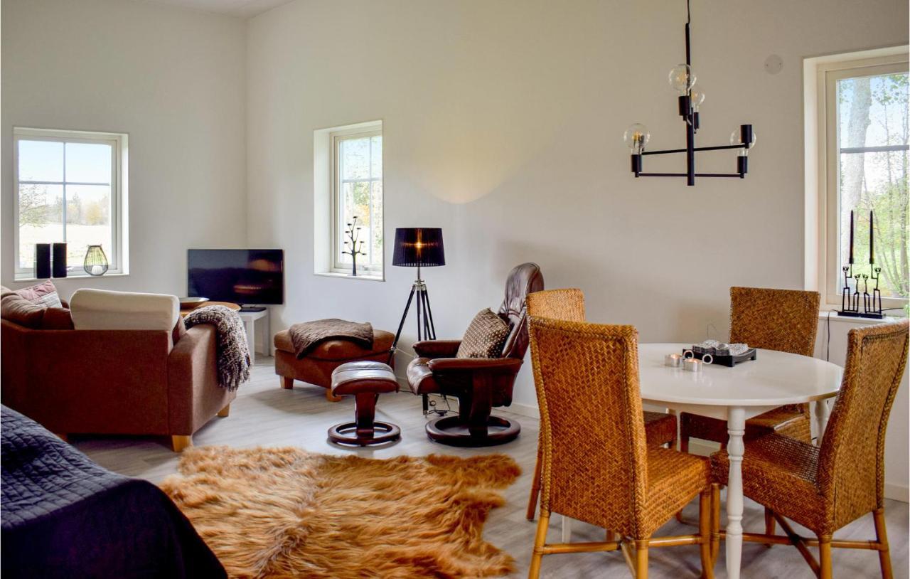 Beautiful Apartment In Lagan With House Sea View Dış mekan fotoğraf